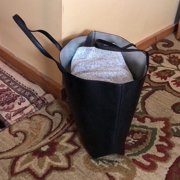 VICTORIA SECRET ToteBag Dual Handle Perforated Spell-Out Black + Silver $59 NEW - Picture 8 of 15